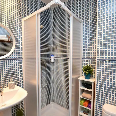Apartamento ático Con Terraza En El Centro De Alicante